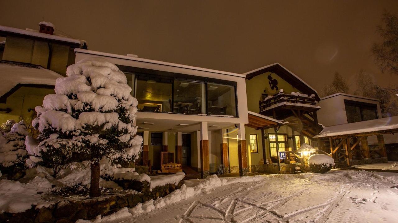 Hotel Restauracja Jas Wedrowniczek Rymanow Экстерьер фото